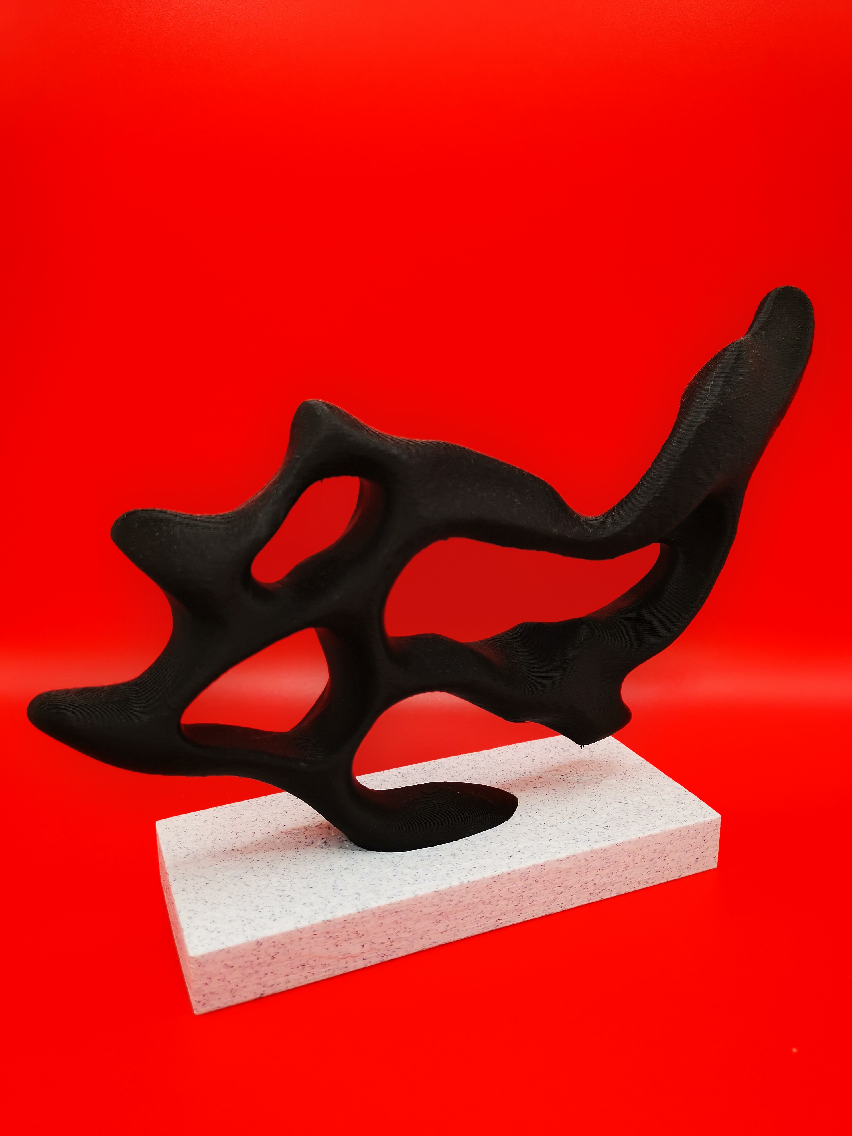 Art abstrait socle marbre