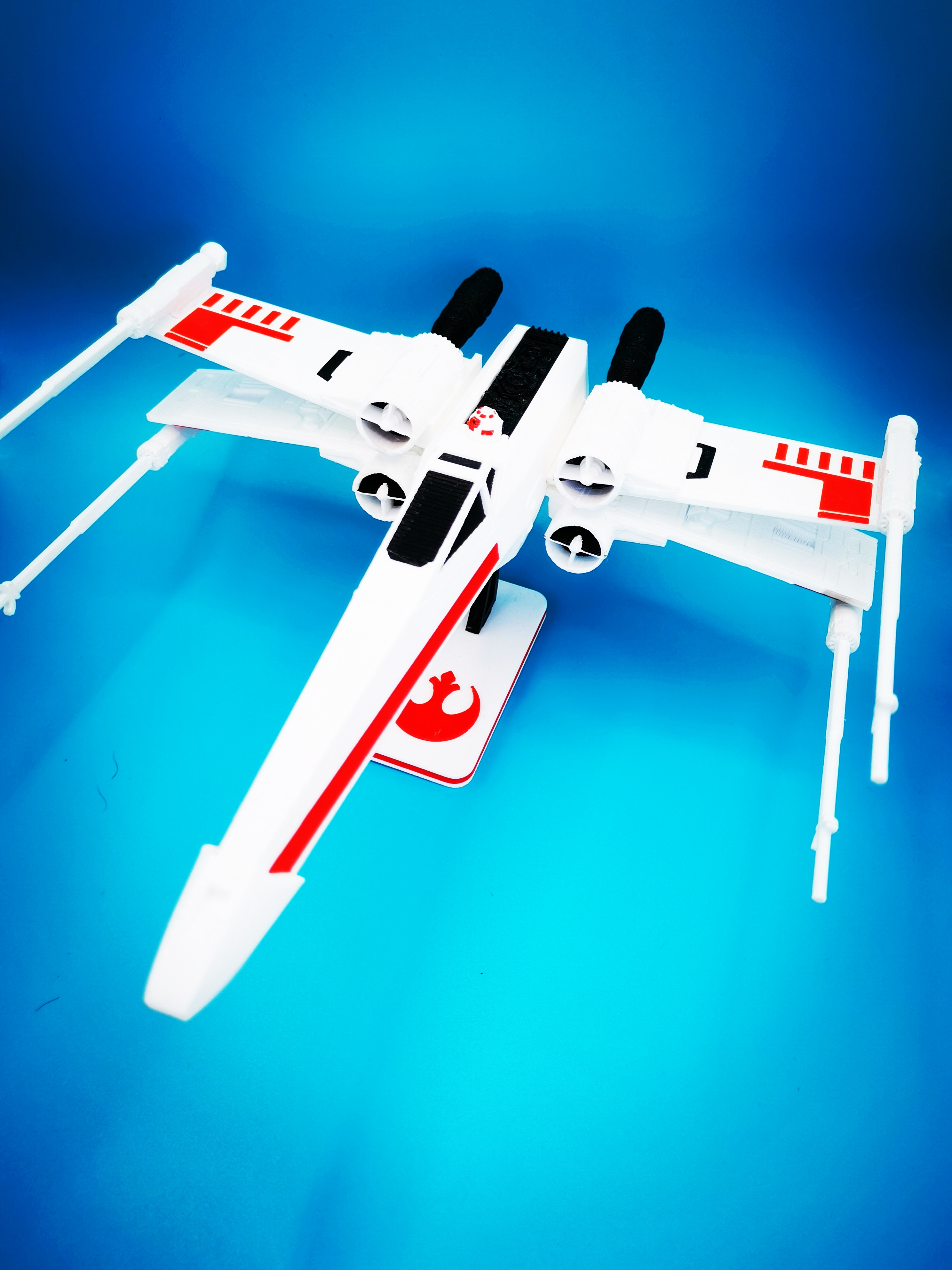 Maquette X-Wing (montée ou en kit)