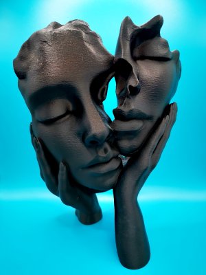 Sculpture visages abstraits