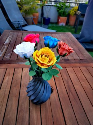 Rose réaliste (à l'unité)