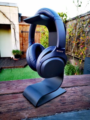 Porte-casque moderne