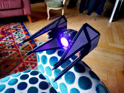 Lampe LED Tie Interceptor